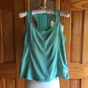 SKETCHERS WORKOUT TOP